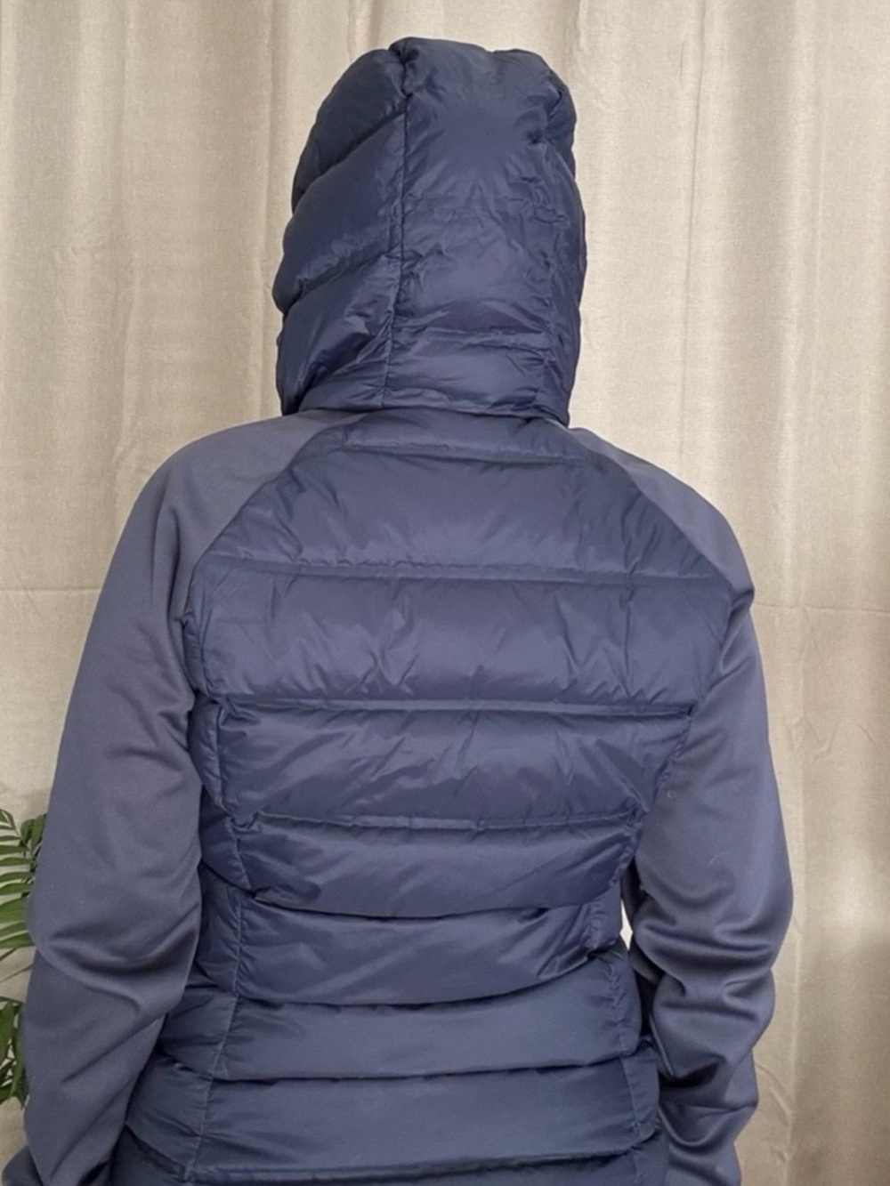 Columbia womens down hooded jacket with fleece sleeves - Picture 4 of 7